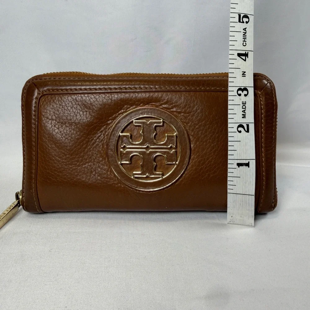 Tory Burch Wallet Womens Brown Miller Zip Continental Pebbled Leather Gold Logo